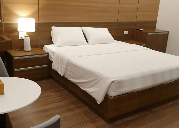 Gia Hưng Khang Hometel Khách sạn