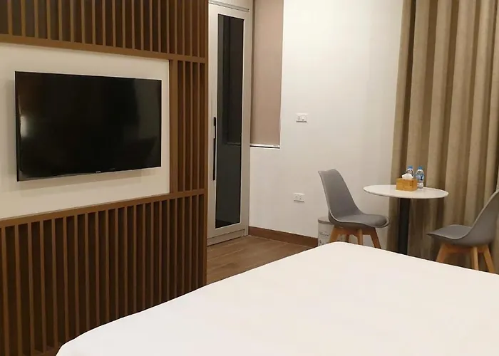 Khách sạn Gia Hưng Khang Hometel *
