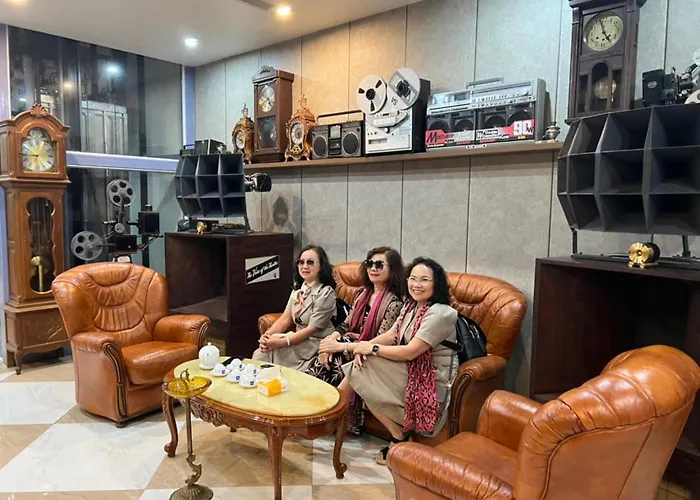 Gia Hưng Khang Hometel Khách sạn Hạ Long