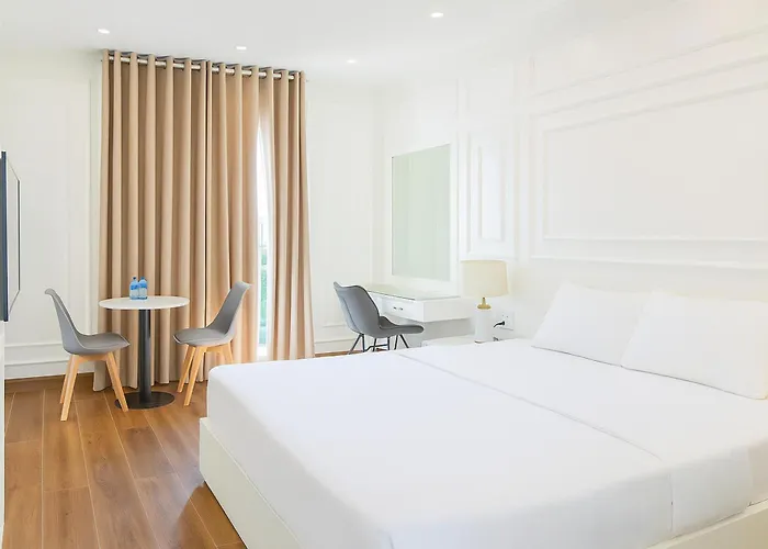 Khách sạn Gia Hưng Khang Hometel Hạ Long